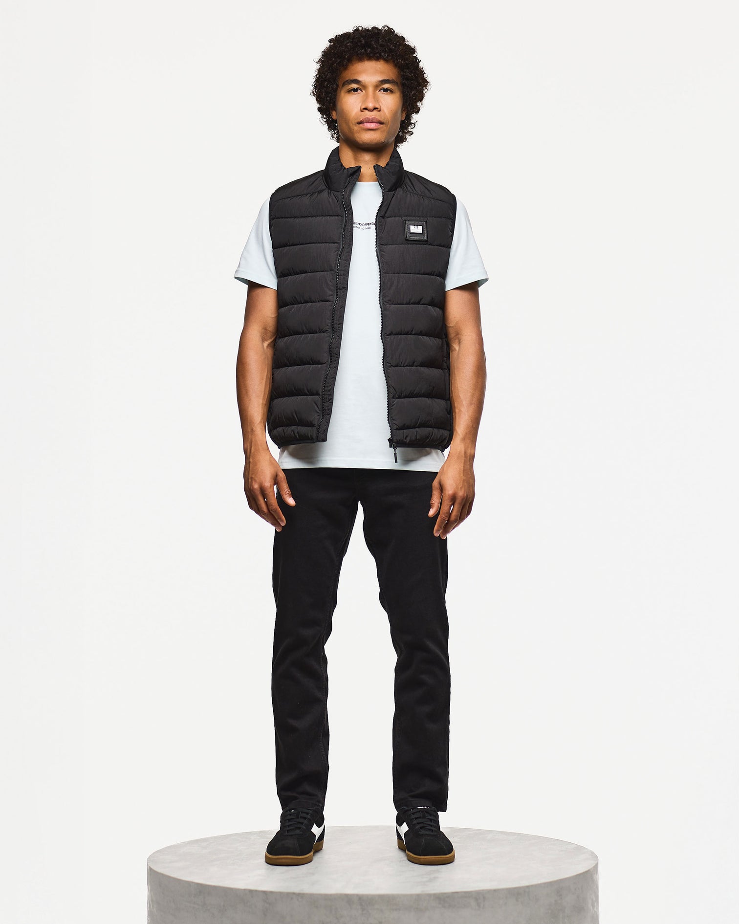 Weekend Offender Gacha Padded Gilet - Black