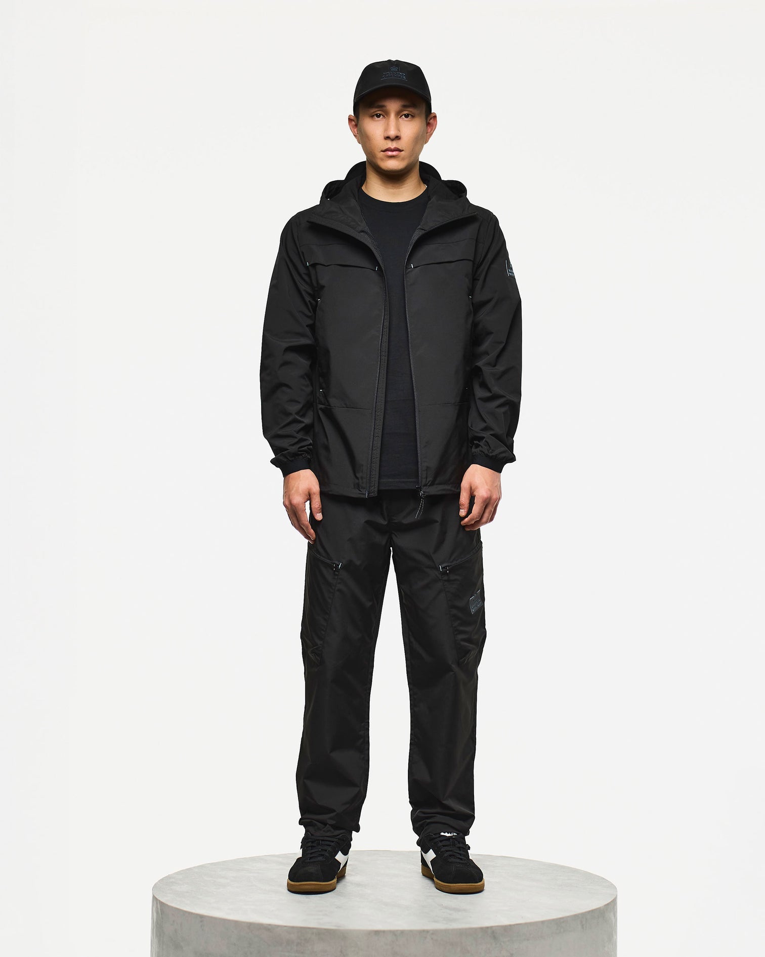 Weekend Offender Guadalajara Ergotek Windbreaker - Black