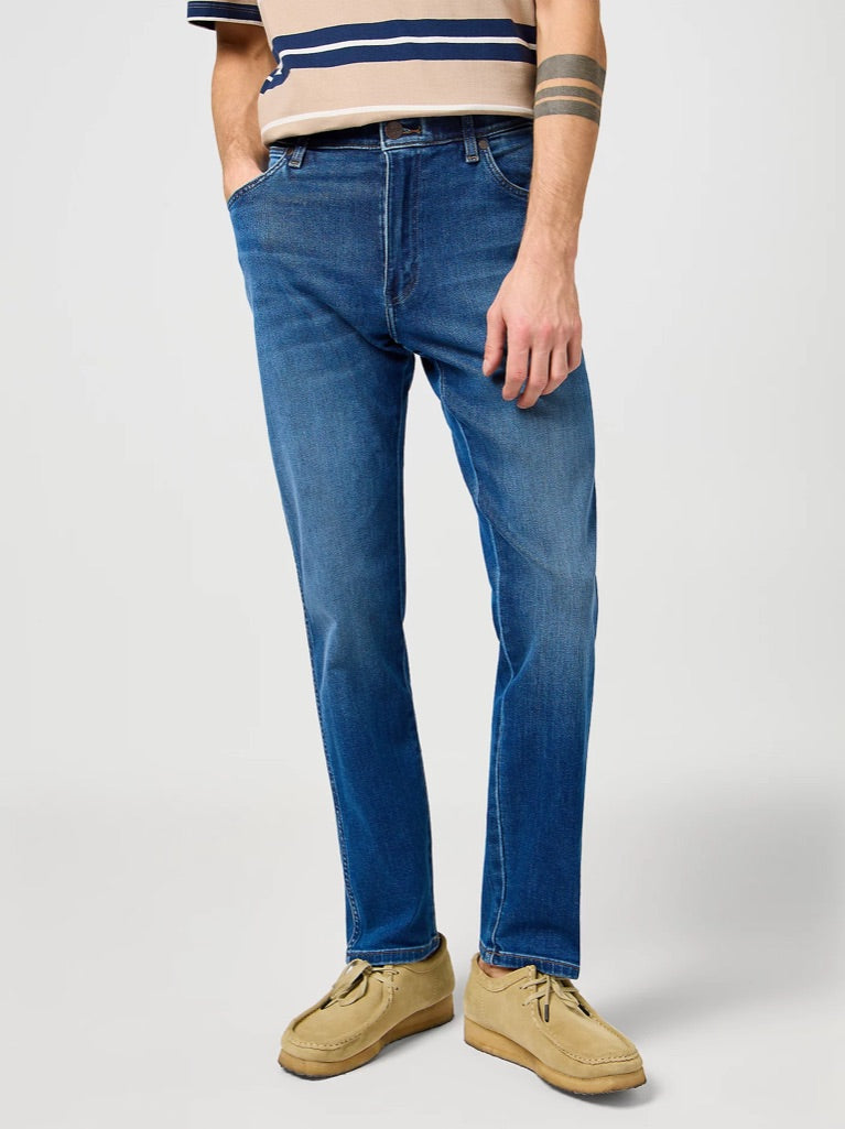 Wrangler Jeans River Tapered - Outlaw