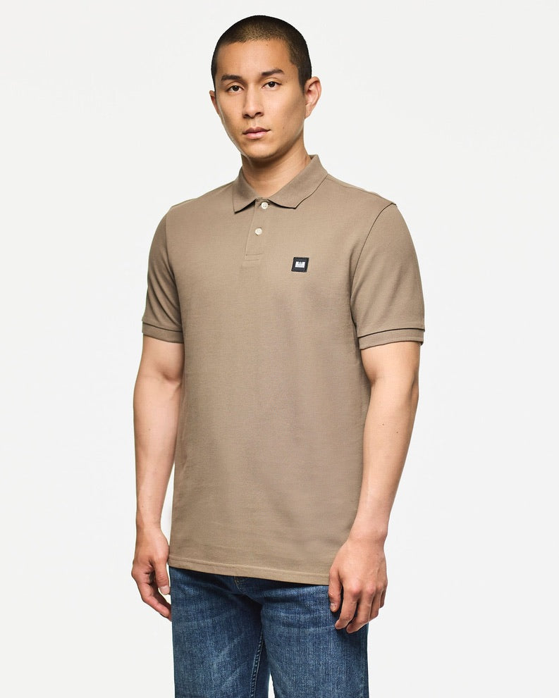 Weekend Offender Caneiros Badge Polo Shirt - Tobacco