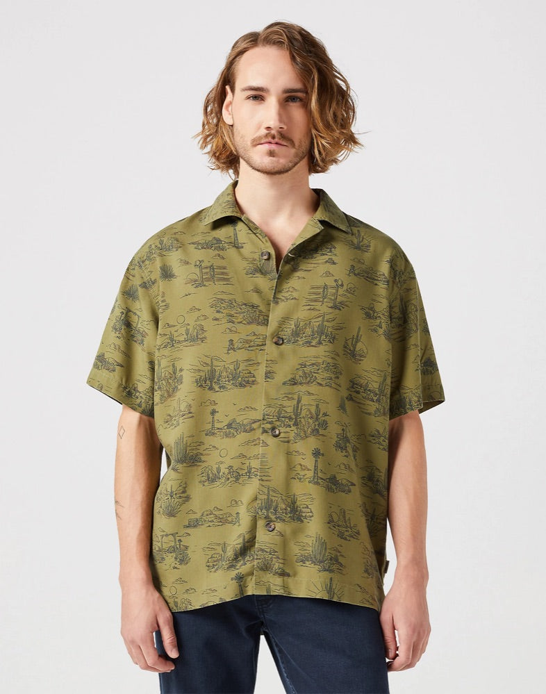Wrangler Short Sleeved Resort Shirt - Olive Scenic