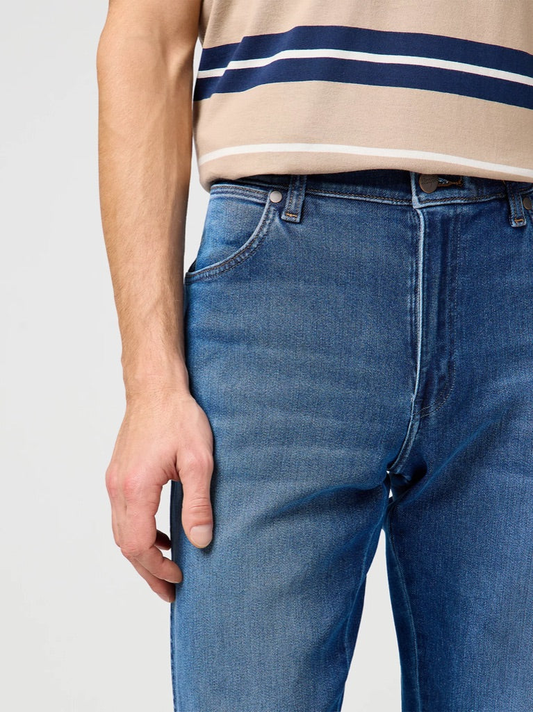 Wrangler Jeans River Tapered - Outlaw