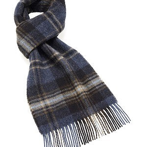 Accessories > Scarves