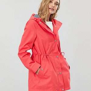Womenswear > Coats & Jackets