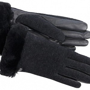 Accessories > Gloves