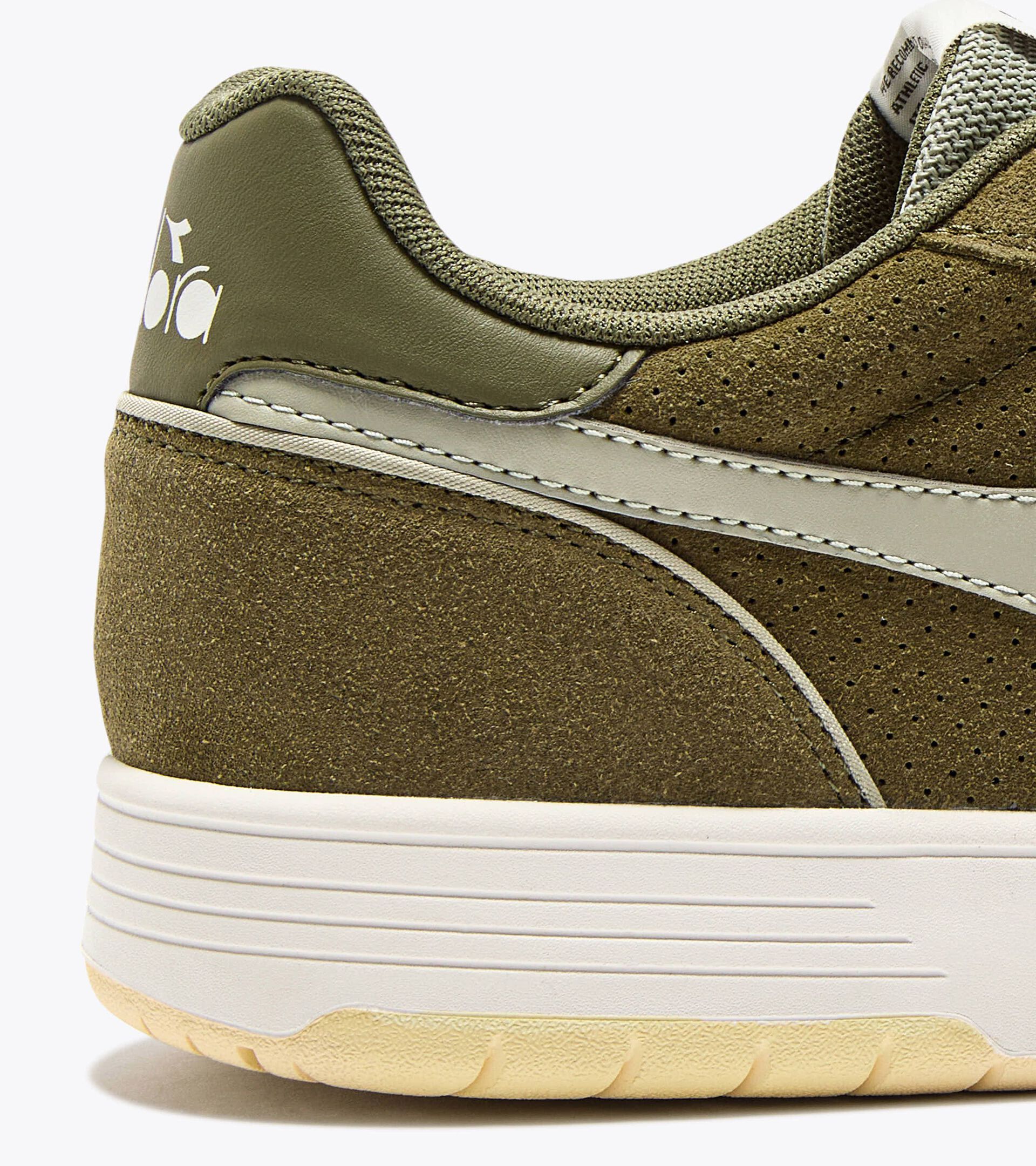Diadora Deuce M2 Suede Trainers - Burnt Olive Green