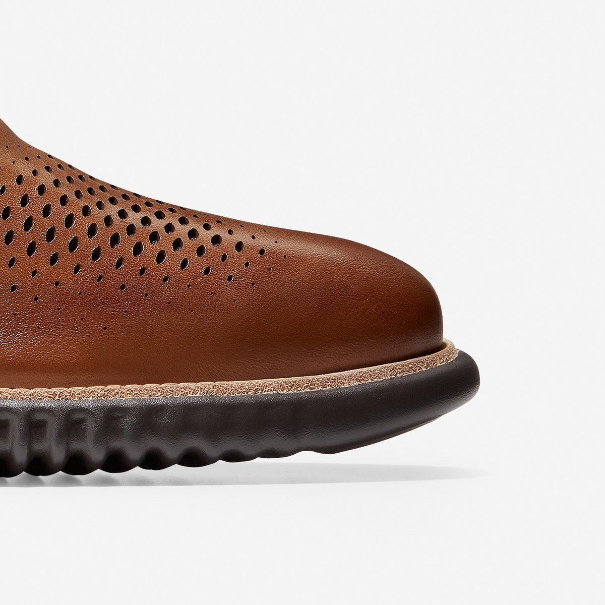 Cole Hann Men's 2.ZERØGRAND Laser Wingtip Oxfords - British Tan/Java