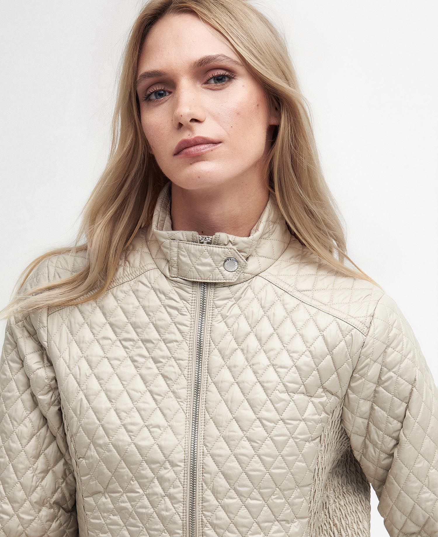 Barbour Swallow Quilted Jacket - Light Sand