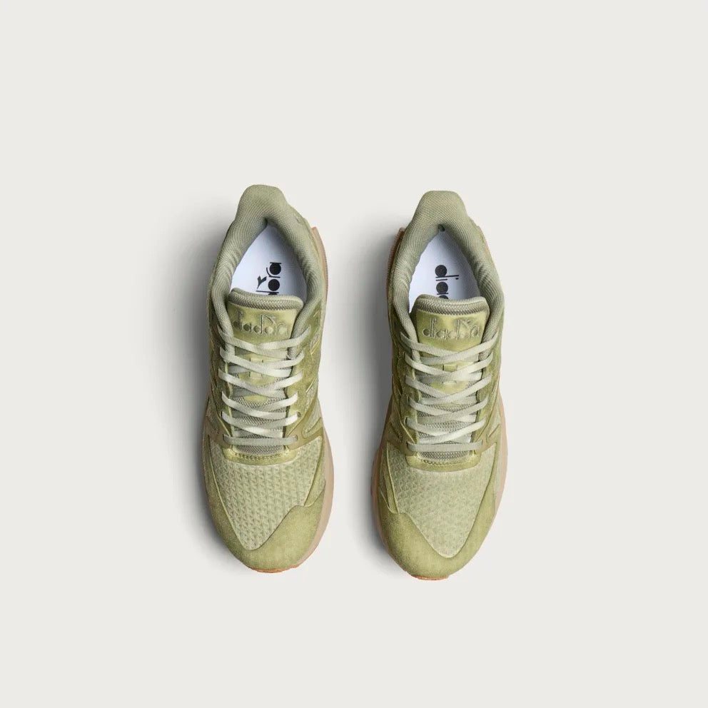 Diadora V7000 Dip Dye - Green Lily Pad